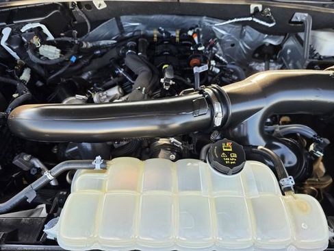 Used 2022 Ford Expedition Max Limited AWD/4WD image 28