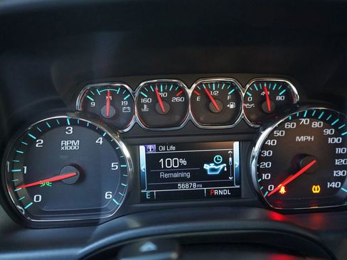 Used 2018 GMC Sierra 1500 SLT w/ SLT Preferred Package image 11