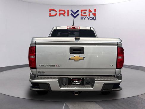 Used 2018 Chevrolet Colorado LT w/ LT Convenience Package RWD image 5