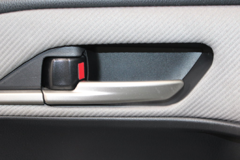 Used 2025 Toyota Camry SE FWD image 39