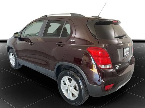 Used 2021 Chevrolet Trax LT AWD/4WD image 3