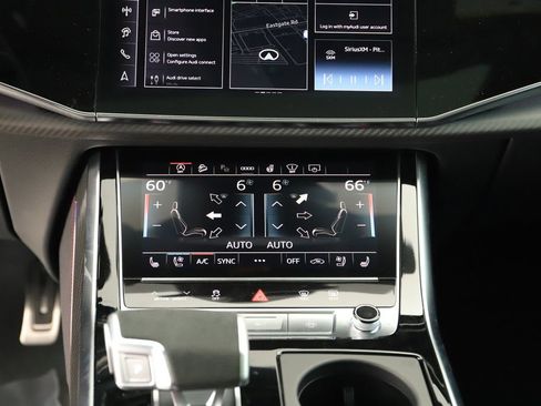 New 2026 Audi RS Q8 performance image 20