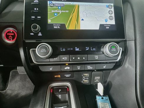 Used 2019 Honda Insight Touring image 23