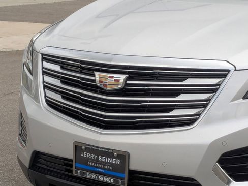 Used 2019 Cadillac XT5 Luxury FWD image 9