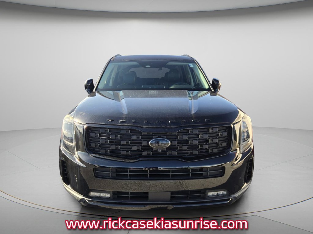 Used 2021 Kia Telluride SX w/ Nightfall Edition Package AWD/4WD image 3