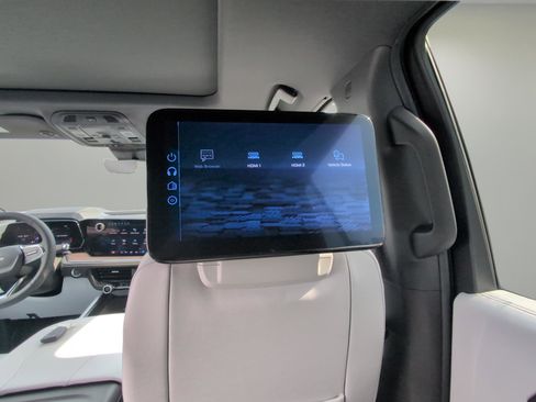 New 2025 Chevrolet Tahoe Premier image 18