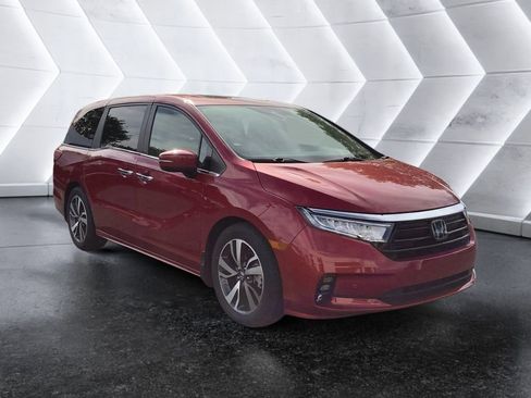 Used 2022 Honda Odyssey Touring image 1
