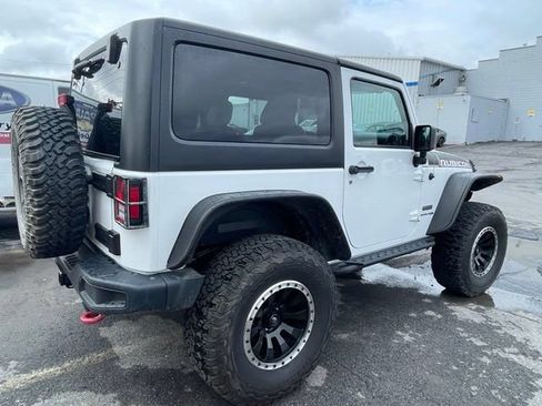 Used 2018 Jeep Wrangler Rubicon AWD/4WD image 8