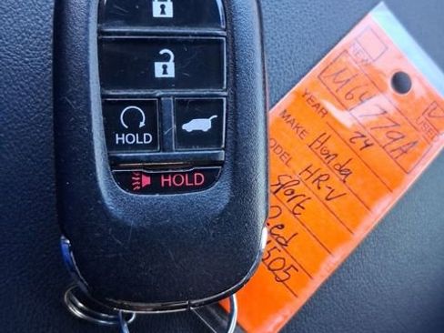 Used 2024 Honda HR-V Sport image 18