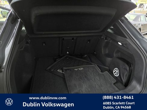 Used 2023 Volkswagen ID.4 Pro S image 24