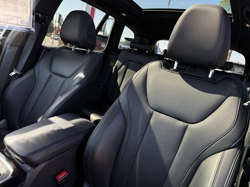 Used 2023 BMW X3 sDrive30i w/ Convenience Package image 15