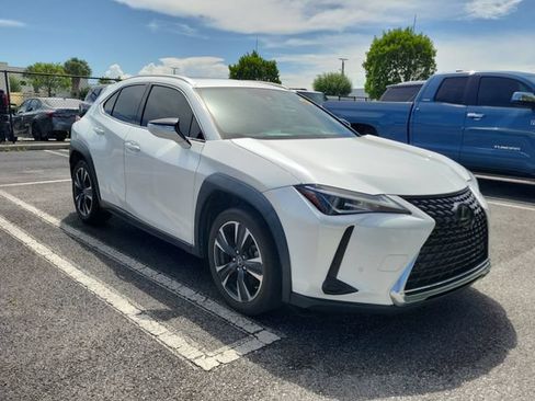 Used 2020 Lexus UX 200 w/ Accessory Package 2 FWD image 2