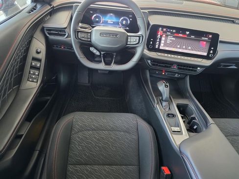 New 2026 Dodge Charger R/T AWD/4WD image 11