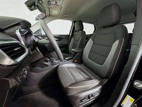 Used 2023 Chevrolet TrailBlazer LT w/ Convenience Package image 20