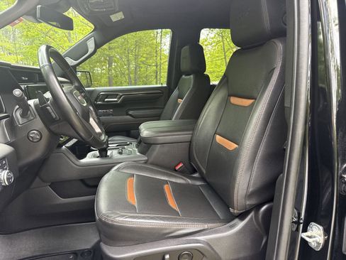 Used 2023 GMC Sierra 1500 AT4 AWD/4WD image 14
