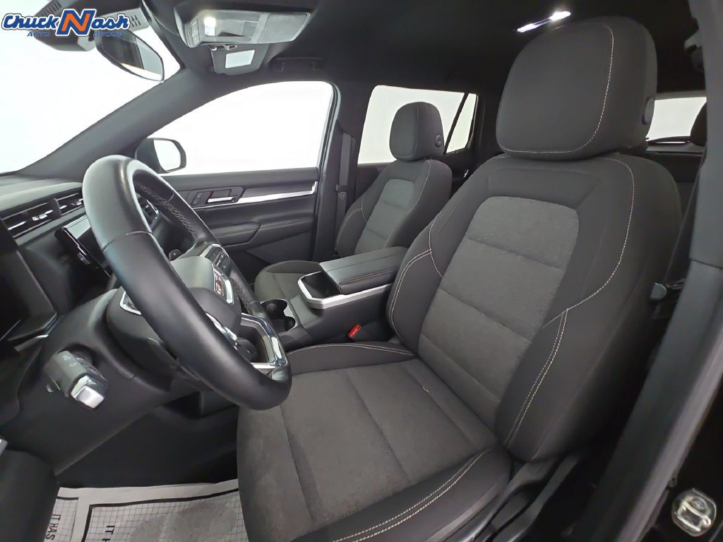 Used 2025 GMC Terrain Elevation AWD/4WD image 24