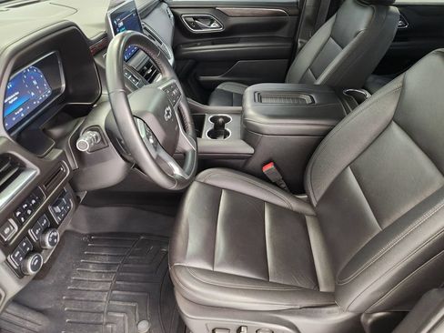 Used 2023 Chevrolet Tahoe Z71 w/ Max Trailering Package AWD/4WD image 13