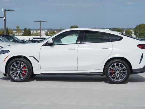 New 2027 BMW X6 xDrive40i w/ Executive Package AWD/4WD image 4