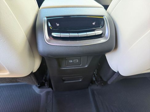 Certified 2024 Cadillac XT6 Sport AWD/4WD image 20