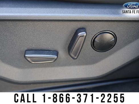 Used 2025 Ford Expedition Active AWD/4WD image 18