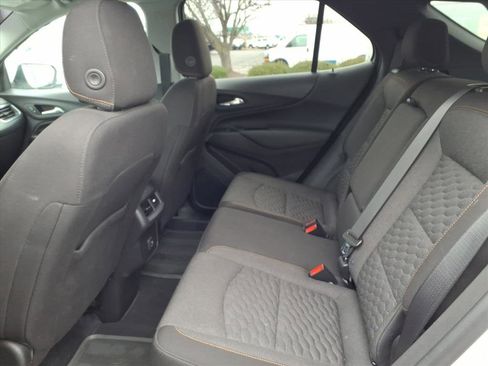Used 2021 Chevrolet Equinox LT image 26