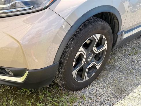 Used 2018 Honda CR-V Touring image 6