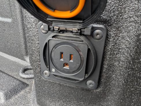 New 2026 GMC Sierra 2500 AT4 w/ AT4 Premium Plus Package image 6