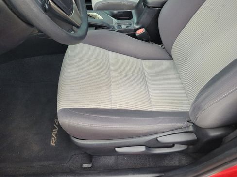 Used 2015 Toyota RAV4 XLE image 27