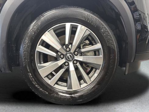 Certified 2025 Nissan Pathfinder SL AWD/4WD image 12