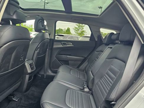 Used 2023 Kia Sportage SX FWD image 24