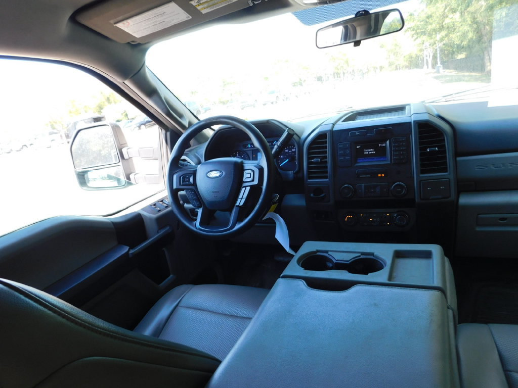 Used 2019 Ford F450 XL w/ Power Equipment Group AWD/4WD image 2