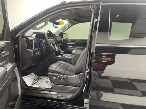 Used 2024 GMC Sierra 1500 Denali image 9