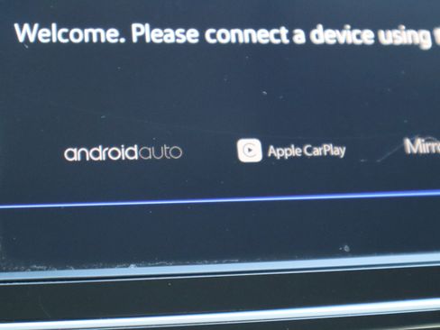 Used 2020 Volkswagen Tiguan S image 20