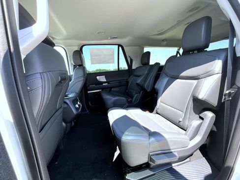 New 2027 Ford Expedition Max Active AWD/4WD image 14
