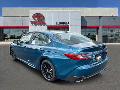 New 2026 Toyota Camry SE FWD image 5