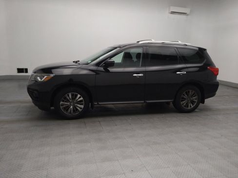 Used 2020 Nissan Pathfinder SV FWD image 2