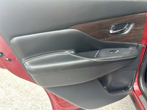 Used 2020 Nissan Murano Platinum w/ Cargo Package FWD image 22