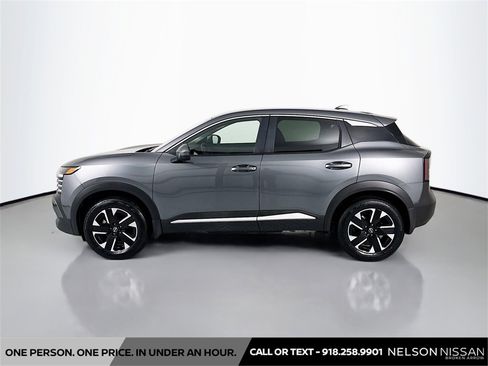 Certified 2025 Nissan Kicks SV image 8