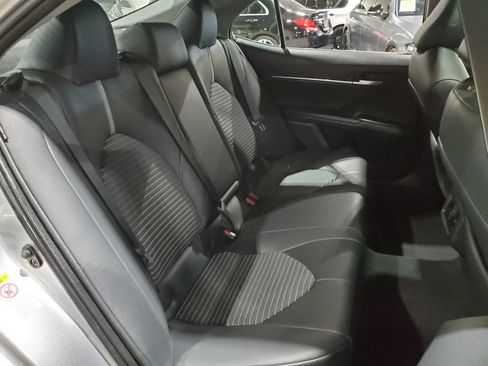 Used 2018 Toyota Camry SE w/ Audio Package FWD image 20