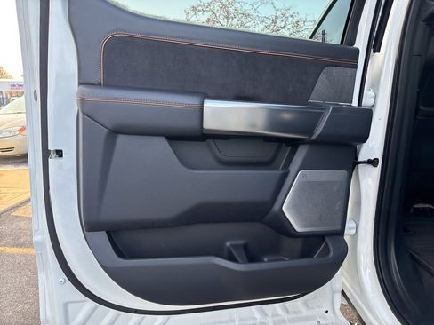 Used 2024 Ford F350 Platinum image 38