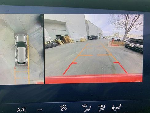 Certified 2025 Buick Envision Preferred image 7