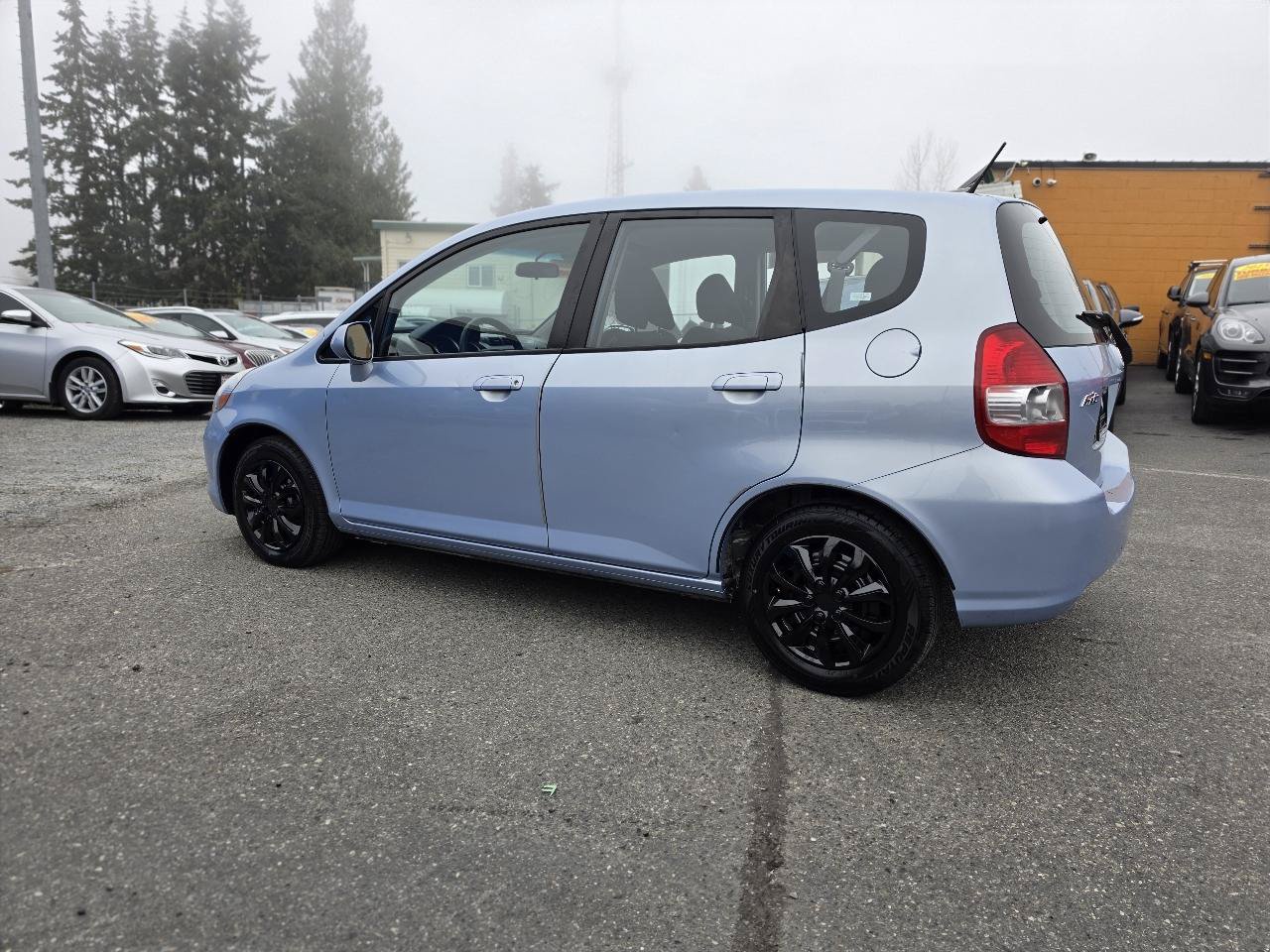 Used 2008 Honda Fit image 9