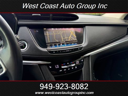 Used 2017 Cadillac XT5 Luxury w/ Driver Awareness Package image 20