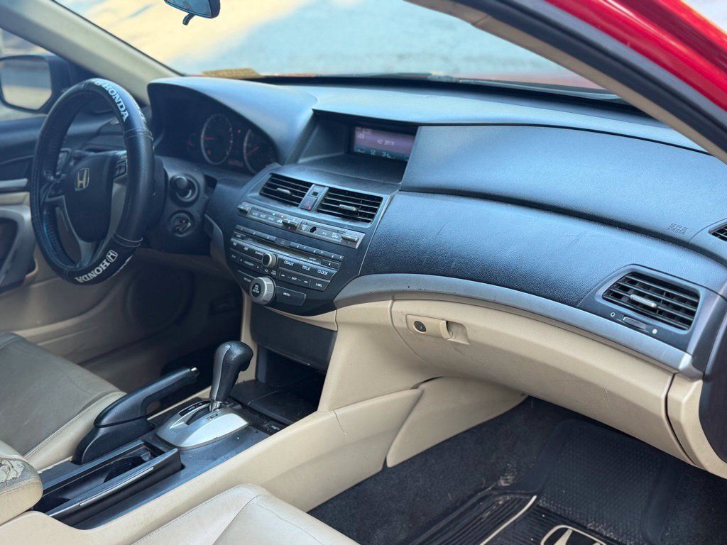 Used 2011 Honda Accord EX-L image 14