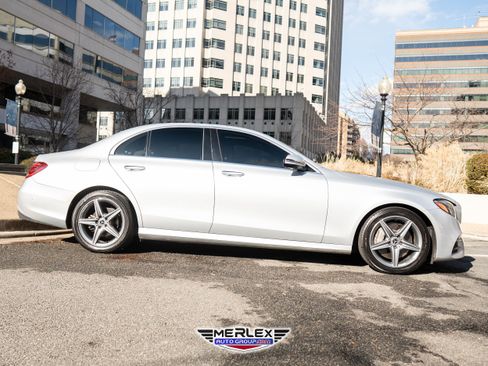 Used 2017 Mercedes-Benz E 300 image 8