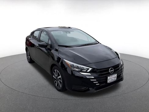 Used 2025 Nissan Versa SV FWD image 3