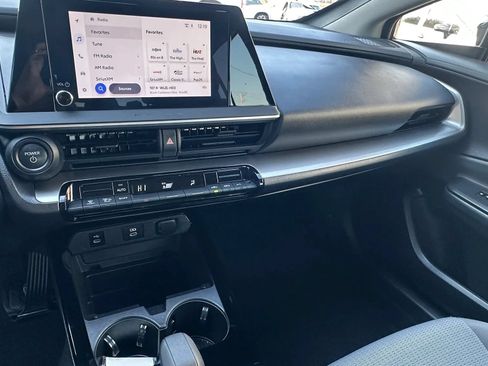 Used 2026 Toyota Prius LE FWD image 19