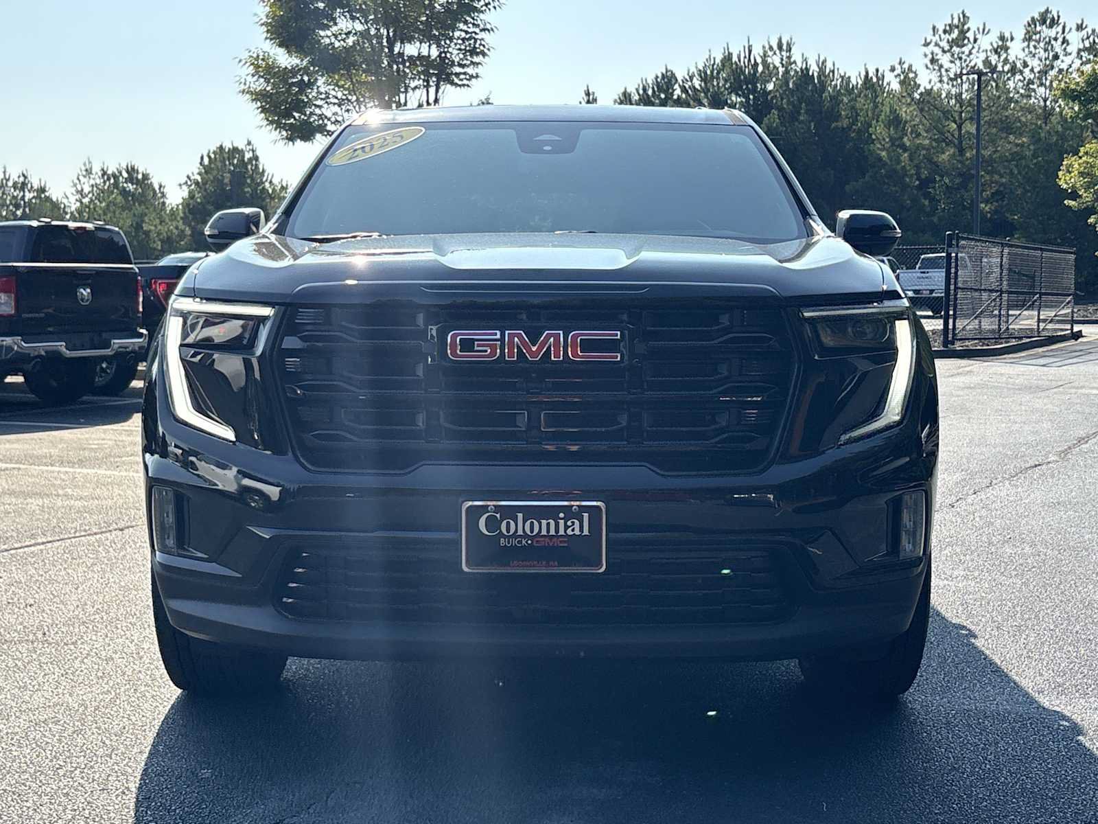 Used 2025 GMC Acadia Elevation w/ Elevation Premium Package FWD image 27