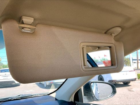 Used 2015 Toyota Camry LE FWD image 35