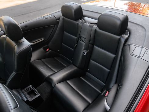 Used 2006 BMW M3 Convertible RWD image 17